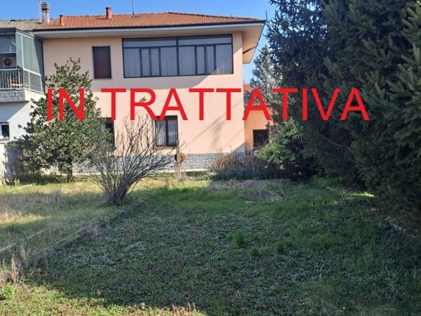 casa indipendente in vendita a San Giorgio su Legnano