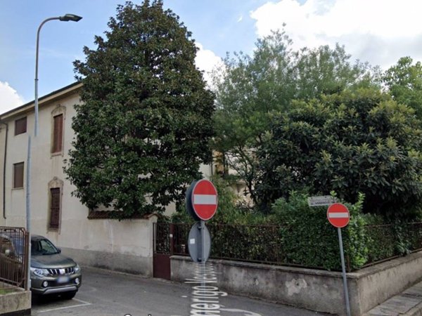 casa indipendente in vendita a San Giorgio su Legnano