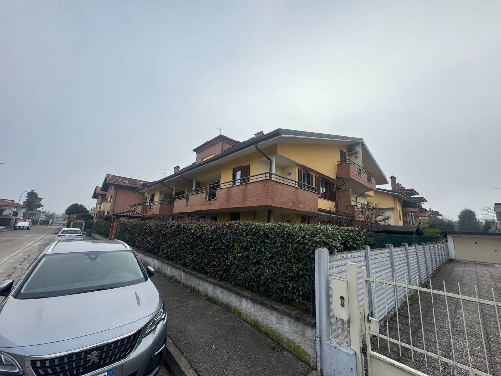 appartamento in vendita a San Giorgio su Legnano