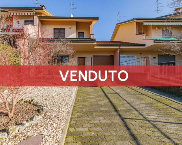 casa indipendente in vendita a San Giorgio su Legnano
