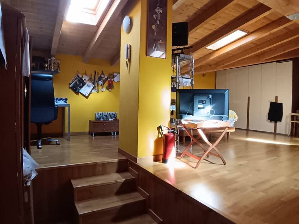 casa indipendente in vendita a San Giorgio su Legnano