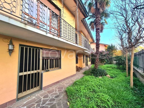 casa indipendente in vendita a San Giorgio su Legnano