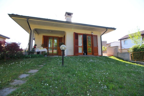 casa indipendente in vendita a San Giorgio su Legnano