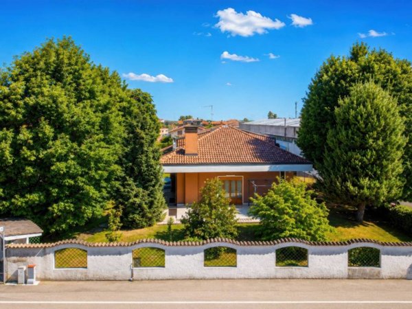 casa indipendente in vendita a San Giorgio su Legnano