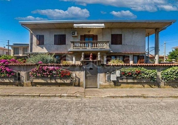 casa indipendente in vendita a San Giorgio su Legnano