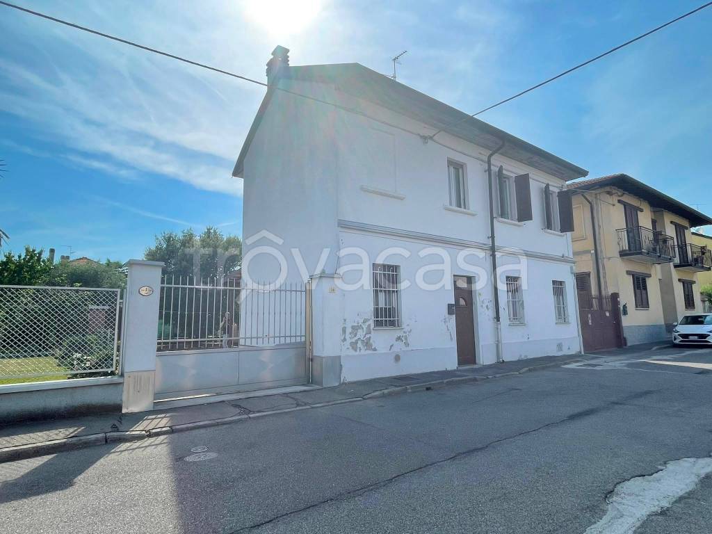 casa indipendente in vendita a San Giorgio su Legnano