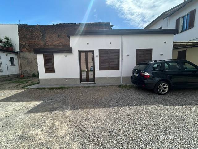 casa indipendente in vendita a San Giorgio su Legnano