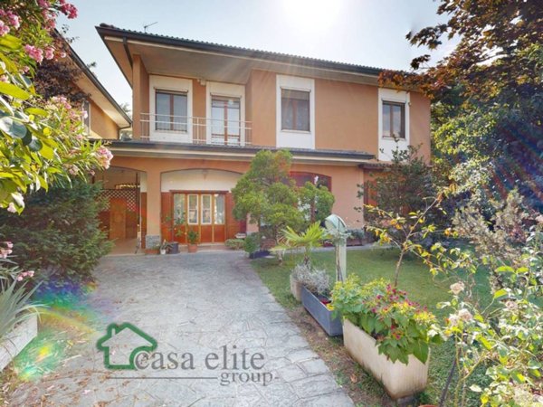 casa indipendente in vendita a San Giuliano Milanese in zona Carpianello