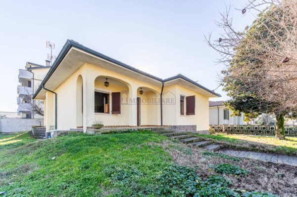 casa indipendente in vendita a San Giuliano Milanese in zona Sesto Ulteriano