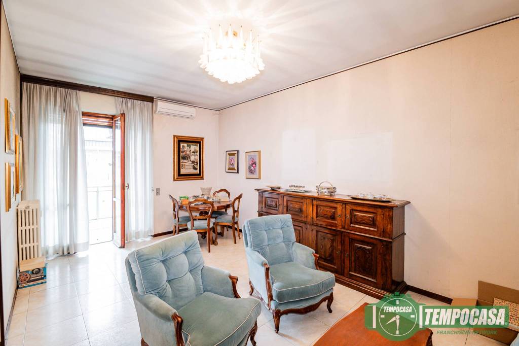 appartamento in vendita a San Giuliano Milanese in zona Borgolombardo