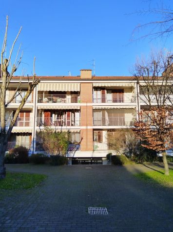 appartamento in vendita a San Giuliano Milanese in zona Civesio