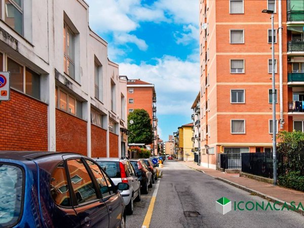 appartamento in vendita a San Giuliano Milanese in zona Borgolombardo
