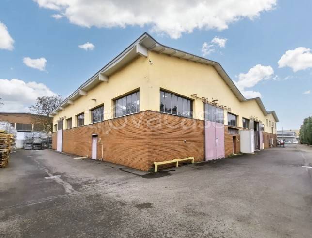 capannone in vendita a San Giuliano Milanese in zona Civesio