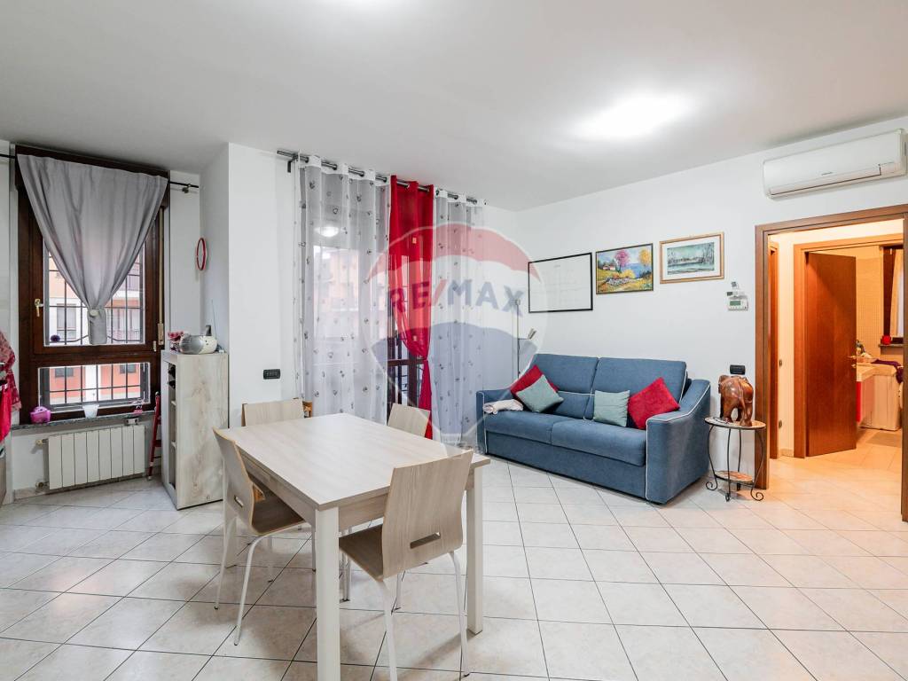 appartamento in vendita a San Giuliano Milanese in zona Zivido