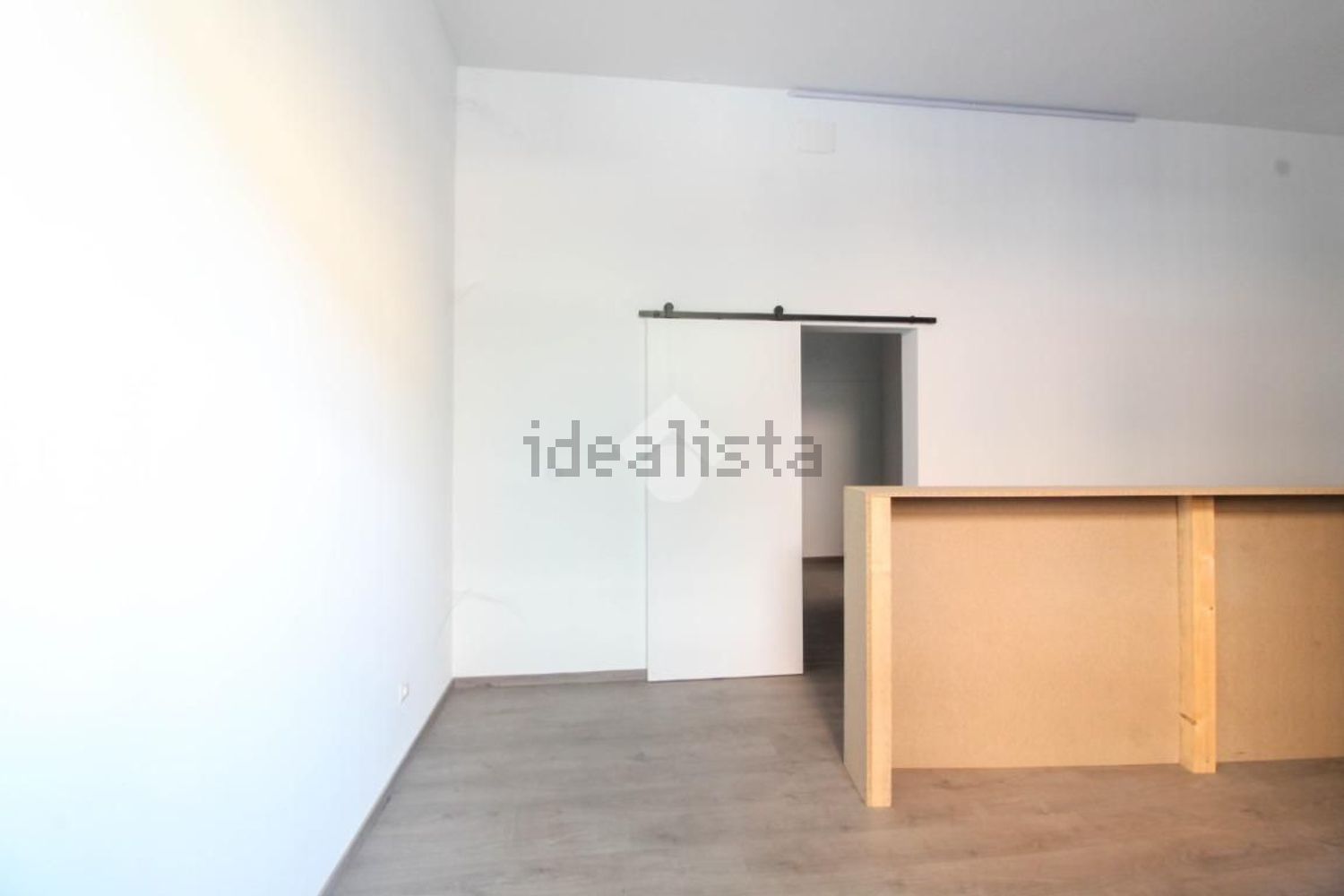 locale commerciale in vendita a San Giuliano Milanese