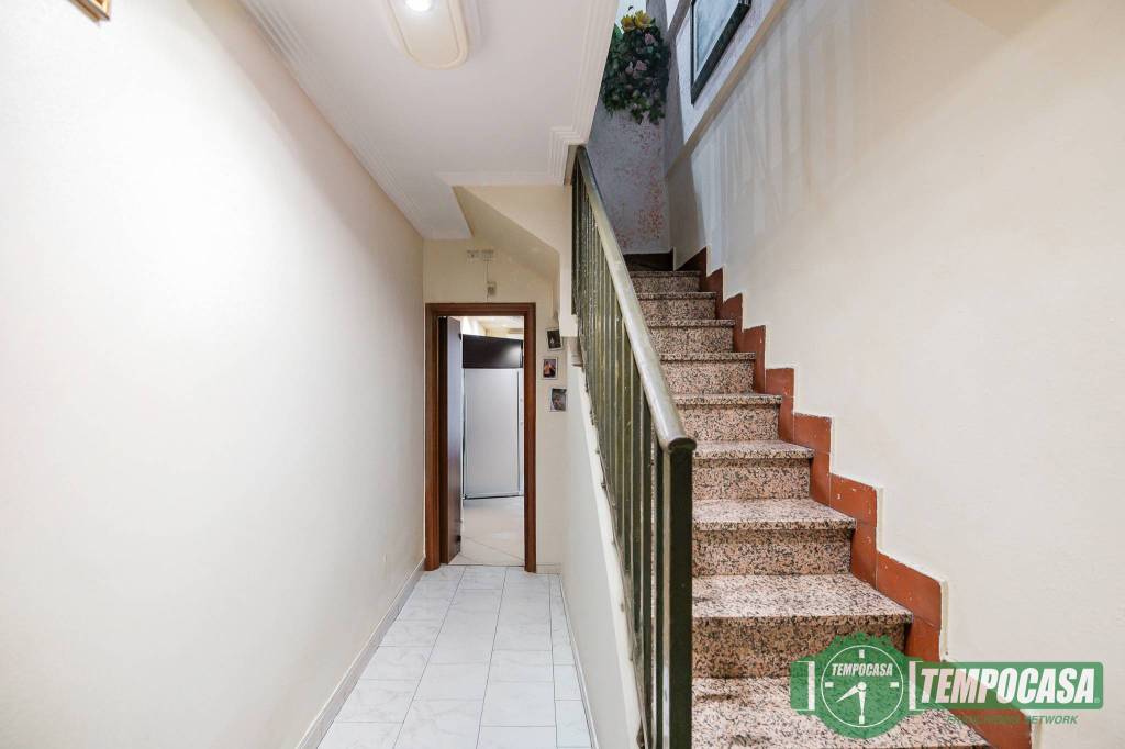 appartamento in vendita a San Giuliano Milanese in zona Borgolombardo