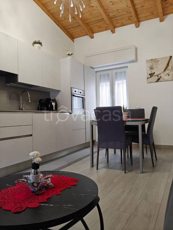 appartamento in vendita a San Giuliano Milanese in zona Civesio