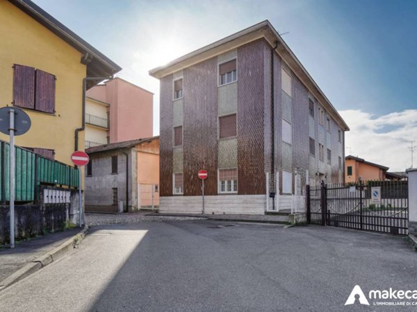 appartamento in vendita a San Giuliano Milanese in zona Zivido
