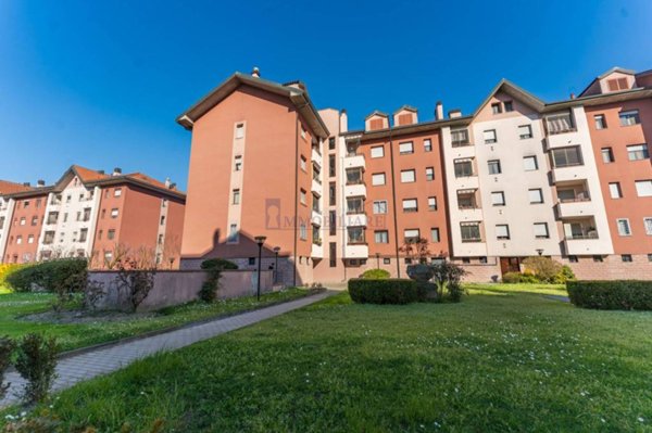 appartamento in vendita a San Giuliano Milanese in zona Zivido
