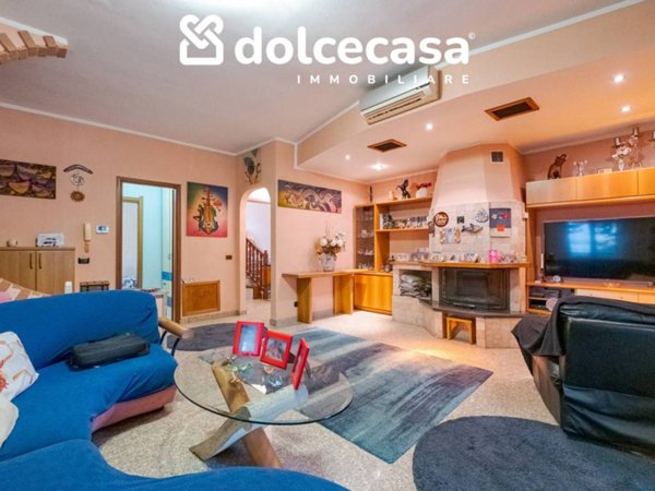 casa indipendente in vendita a San Giuliano Milanese in zona Zivido