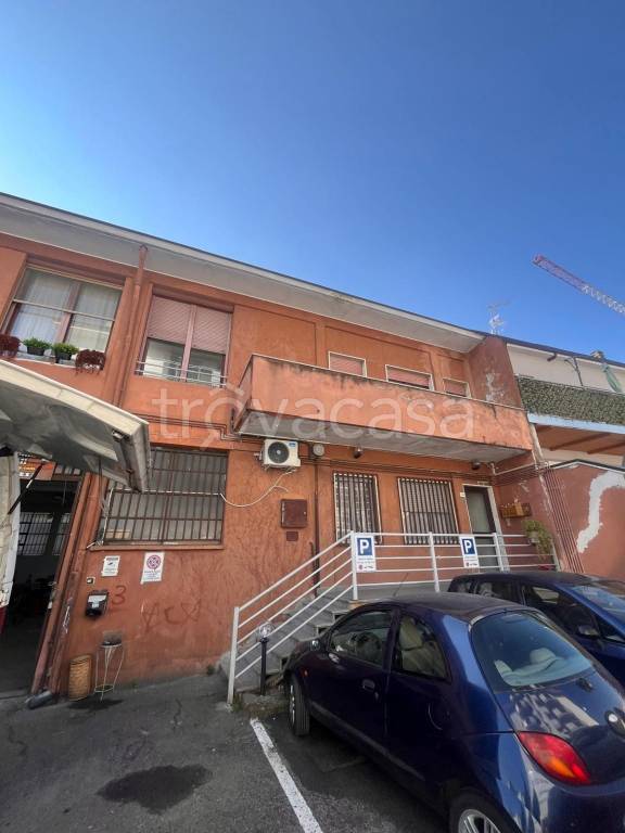 locale commerciale in vendita a San Giuliano Milanese