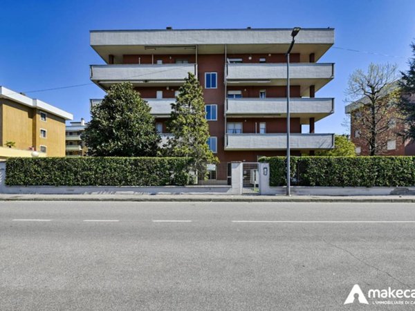 appartamento in vendita a San Giuliano Milanese in zona Sesto Ulteriano