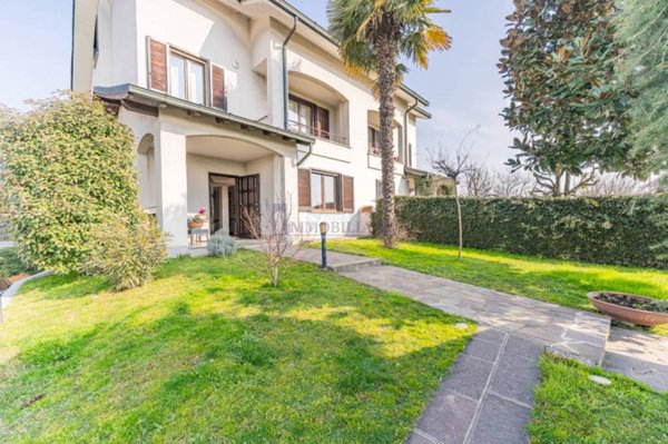 casa indipendente in vendita a San Giuliano Milanese in zona Sesto Ulteriano