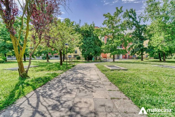 appartamento in vendita a San Giuliano Milanese in zona Zivido