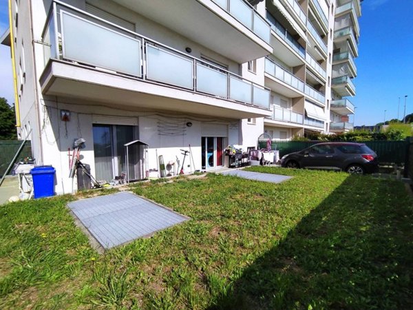 appartamento in vendita a San Giuliano Milanese in zona Borgolombardo