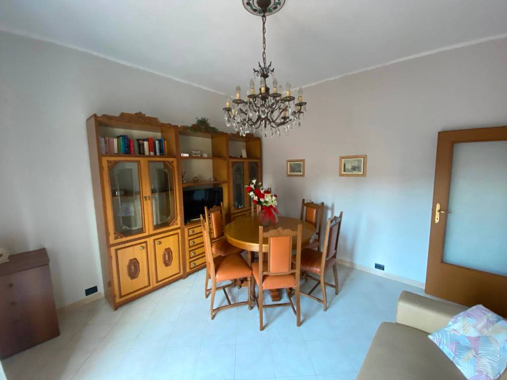 appartamento in vendita a San Giuliano Milanese in zona Borgolombardo