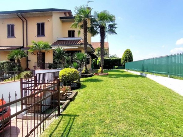 casa indipendente in vendita a San Giuliano Milanese in zona Sesto Ulteriano