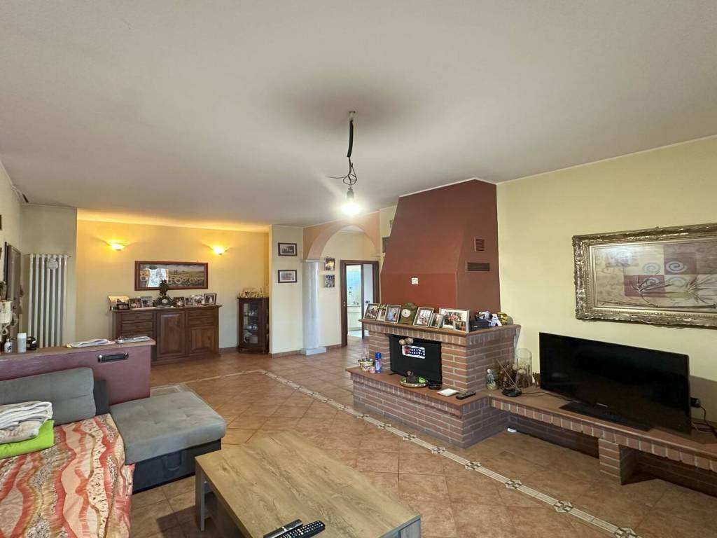 appartamento in vendita a San Giuliano Milanese in zona Civesio