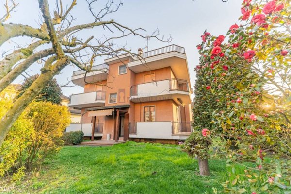 casa indipendente in vendita a San Giuliano Milanese in zona Civesio