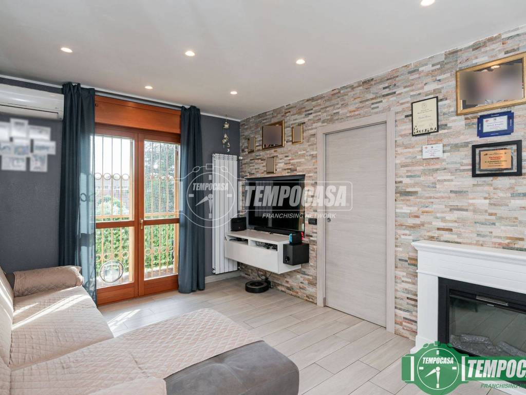 appartamento in vendita a San Giuliano Milanese in zona Zivido