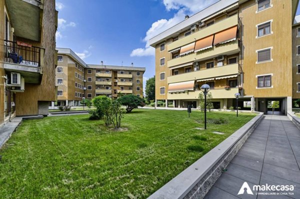 appartamento in vendita a San Giuliano Milanese in zona Civesio