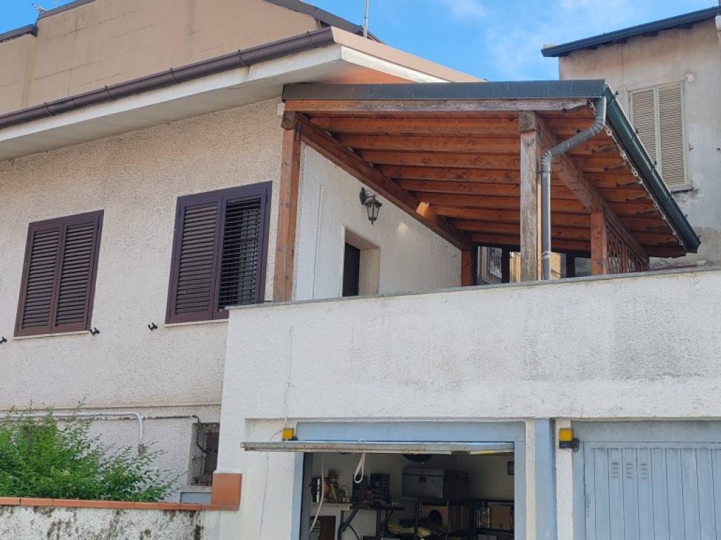 casa indipendente in vendita a San Giuliano Milanese in zona Sesto Ulteriano