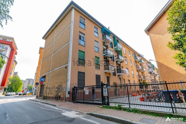 locale di sgombero in vendita a San Giuliano Milanese