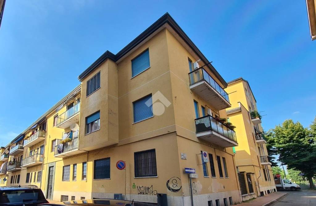 appartamento in vendita a San Giuliano Milanese in zona Borgolombardo