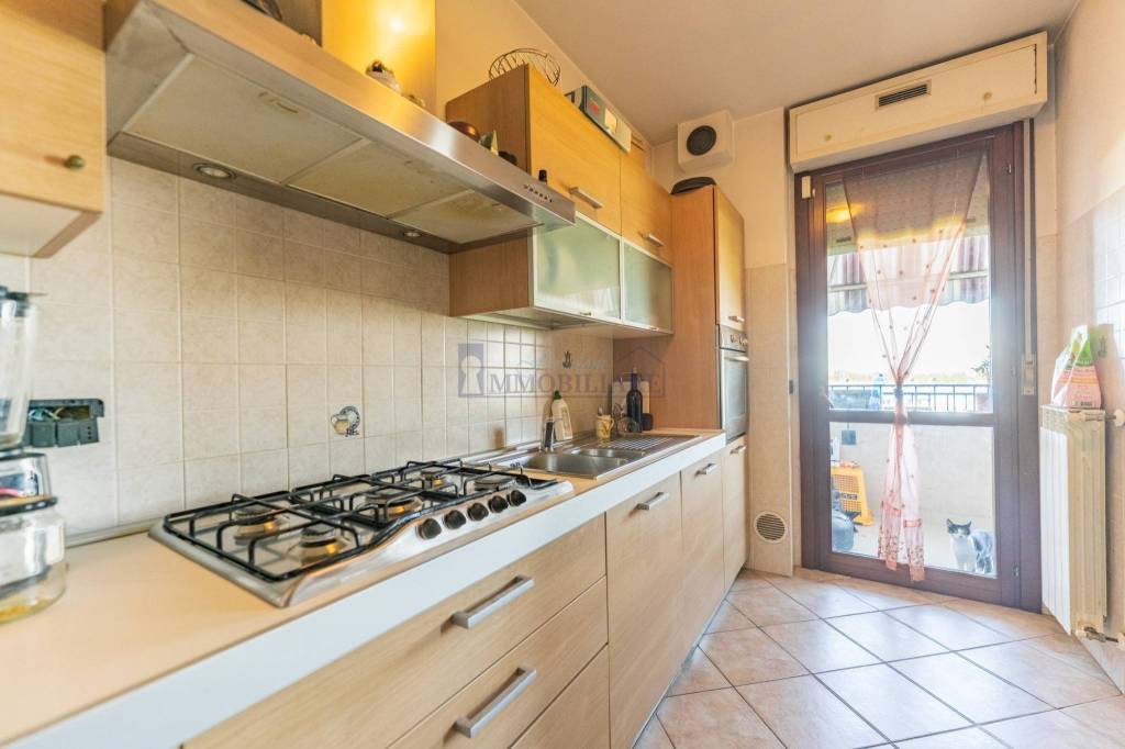 appartamento in vendita a San Giuliano Milanese in zona Zivido