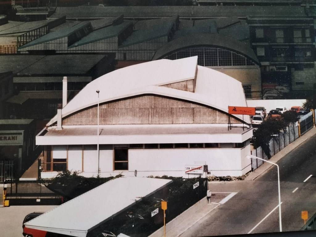 locale commerciale in vendita a San Giuliano Milanese in zona Viboldone