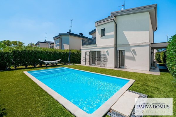 appartamento in vendita a San Giuliano Milanese in zona Sesto Ulteriano