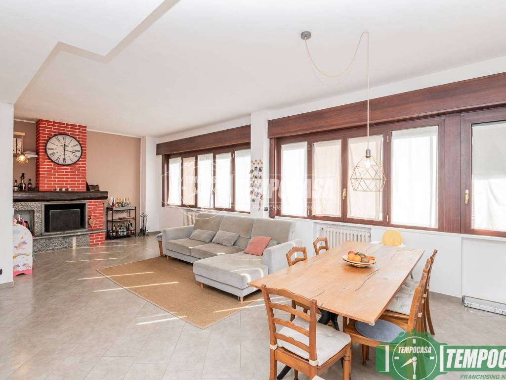 appartamento in vendita a San Giuliano Milanese in zona Zivido