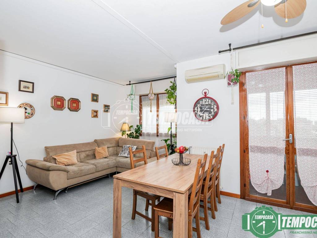 appartamento in vendita a San Giuliano Milanese in zona Carpianello