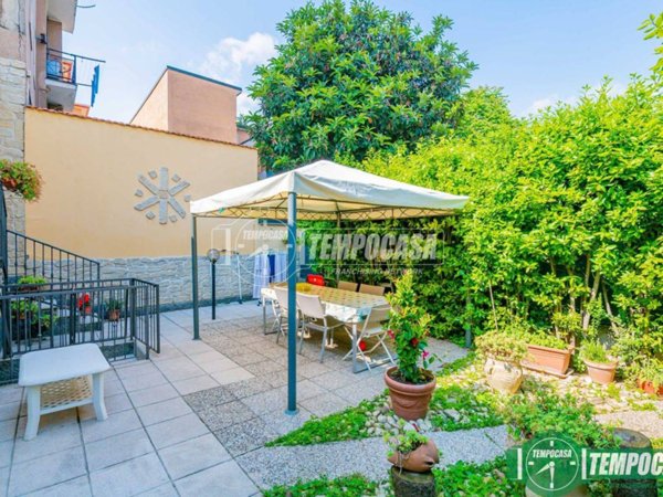 casa indipendente in vendita a San Giuliano Milanese in zona Borgolombardo