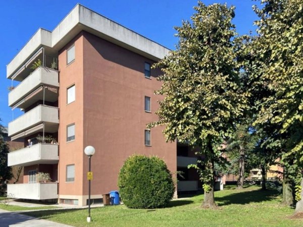 appartamento in vendita a San Giuliano Milanese in zona Sesto Ulteriano
