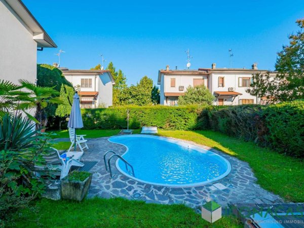 casa indipendente in vendita a San Giuliano Milanese in zona Zivido