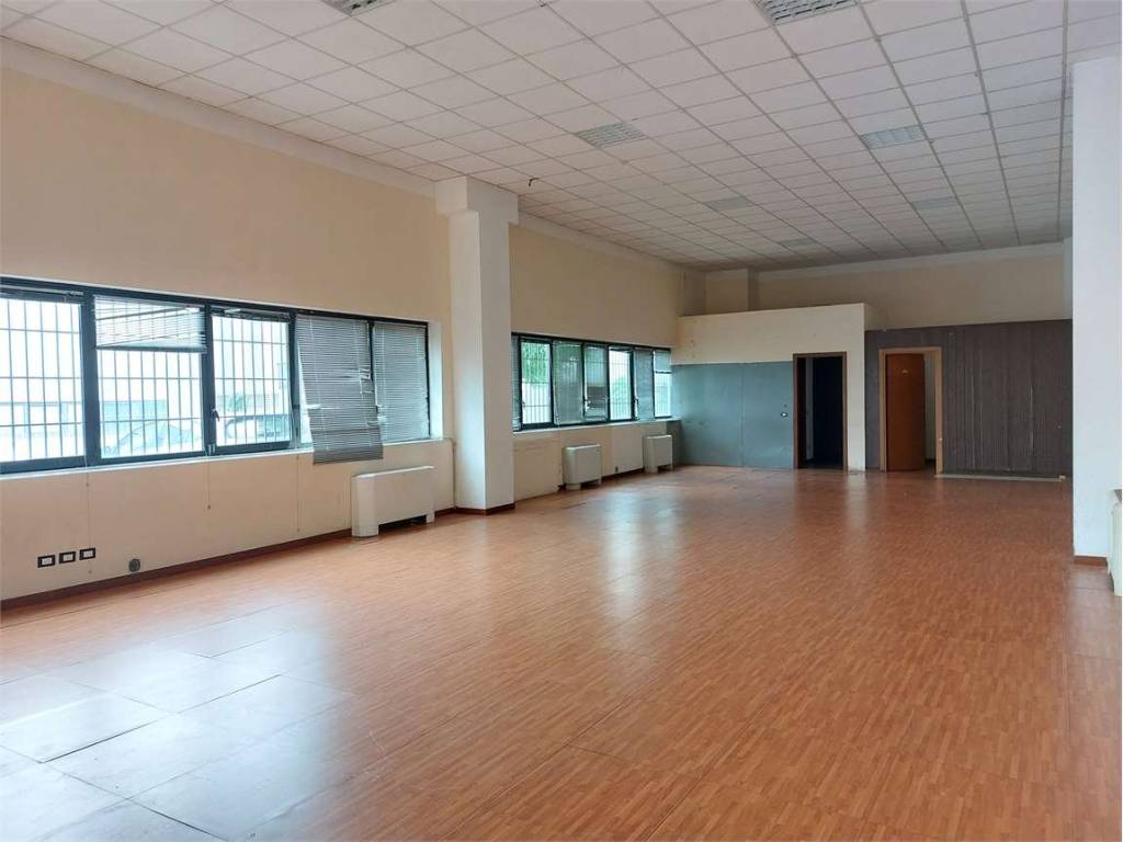 ufficio in vendita a San Giuliano Milanese in zona Zivido