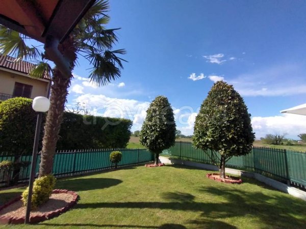 casa indipendente in vendita a San Giuliano Milanese in zona Civesio