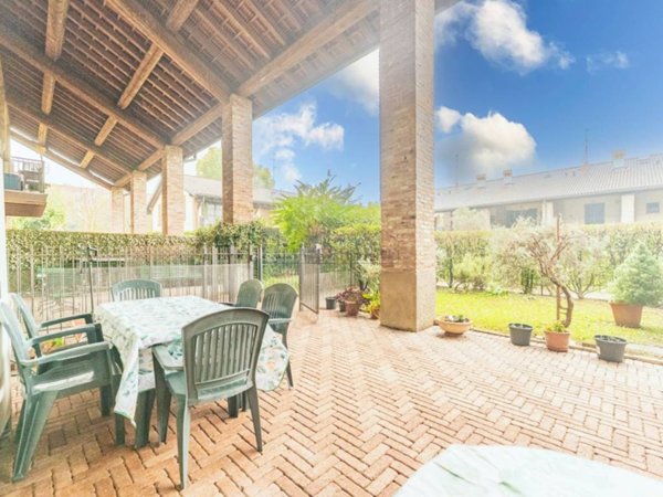 appartamento in vendita a San Giuliano Milanese in zona Zivido