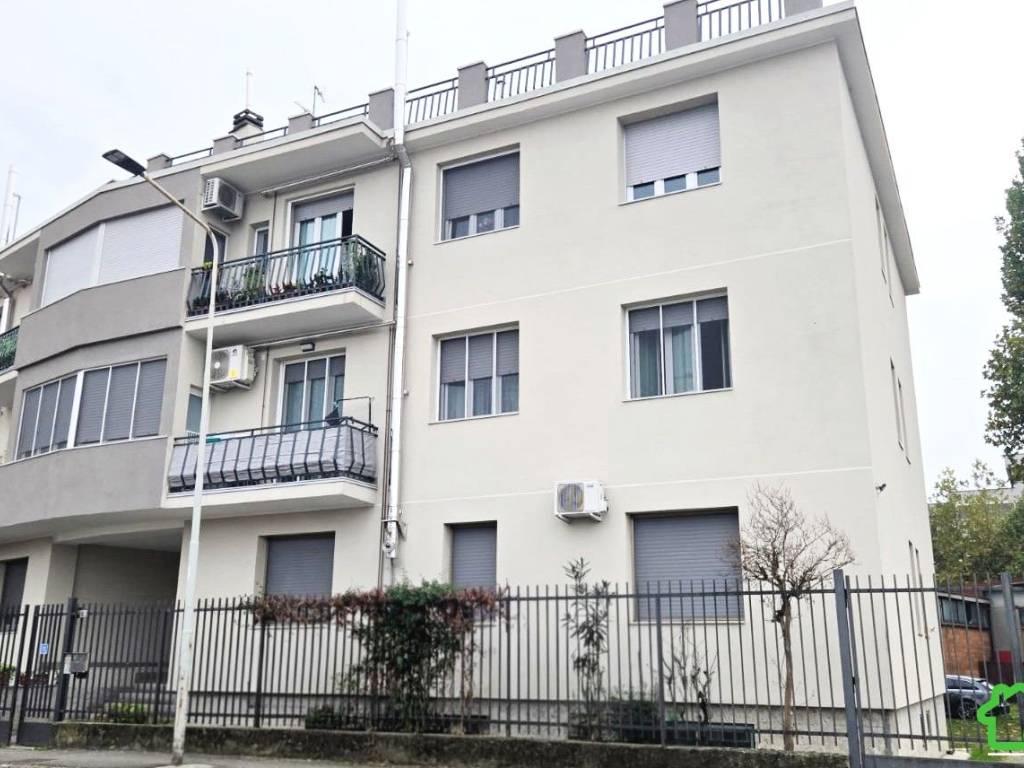 appartamento in vendita a San Giuliano Milanese in zona Zivido